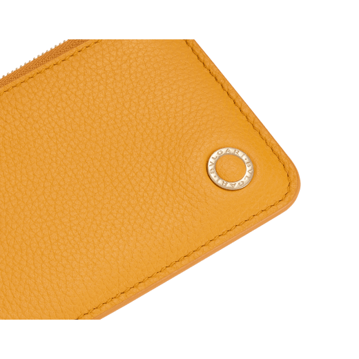 BULGARI BULGARI zipped card holder in soft, drummed, taupe quartz brown calf leather with crystal rose nappa leather interior. Zip fastening with iconic light gold-plated zip puller. ZIP-CC-HOLD-UVL image 4