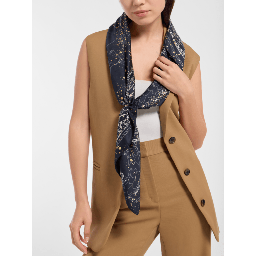 Serpenti Scarf 246103 | Bulgari