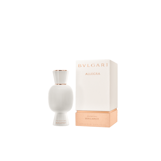 The Magnifying Bergamot Essence enhances the bright notes of your Bvlgari Allegra Eau de Parfum. 42559 image 2