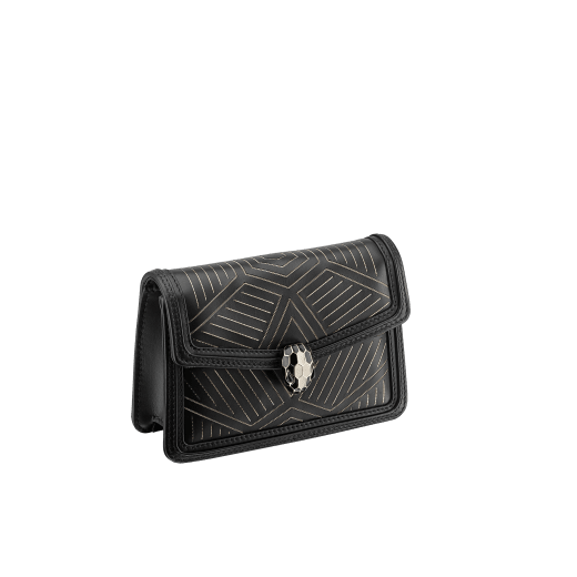 “Serpenti Diamond Blast” shoulder bag in white agate calf leather, featuring a Whispy Chain motif in light gold finishing. Iconic snakehead closure in light gold plated brass enriched with black and white agate enamel and black onyx eyes. 987-WC image 2