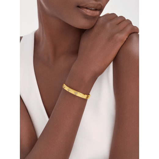 Bvlgari Tubogas 手環，18K 黃金材質，飾以密鑲鑽石鉚釘。 BR860071 image 1