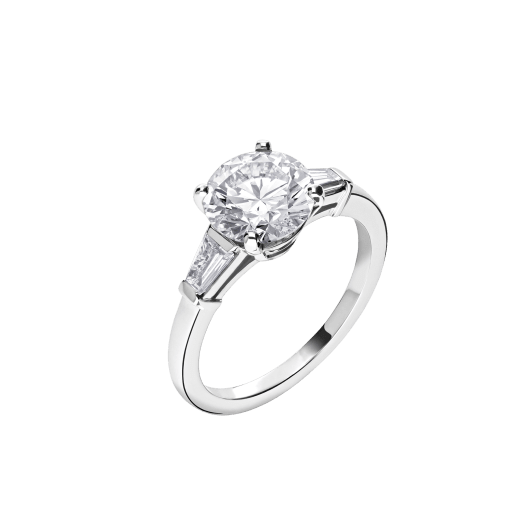 Griffe ring in platinum with round brilliant cut diamond and 2 side diamonds. Available from 1 ct. 331636 image 2