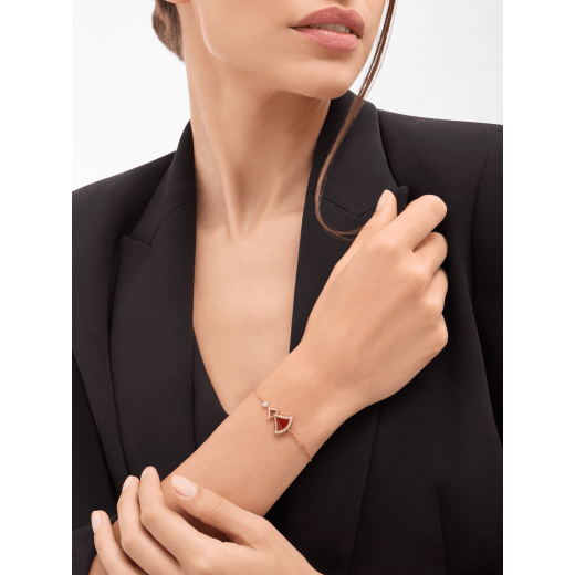 Divas' Dream 18 kt rose gold bracelet set with a carnelian element, a round brilliant-cut diamond and pavé diamonds BR859851 image 1