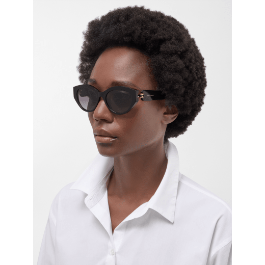 B.zero1 oval acetate sunglasses with iconic embellishment on the temples 904347 image 1