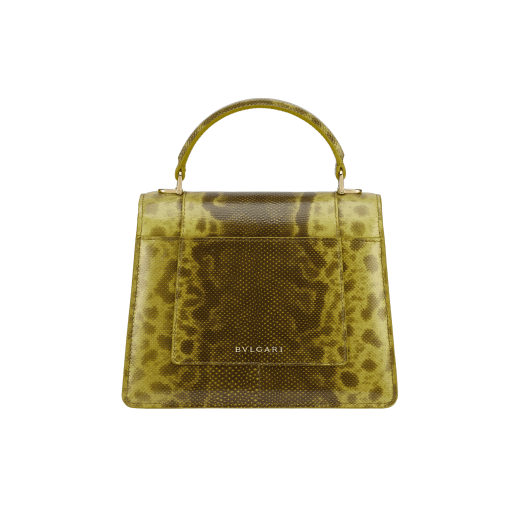 Borsa a mano media Serpenti Forever in karung lucido verde giallastro con fodera in nappa rosa cristallo. Accattivante chiusura magnetica Serpenti in ottone placcato oro chiaro con squame in smalto marrone tortora intenso e ottone placcato oro chiaro e occhi in onice nera. SEA-1282-K-GR image 3