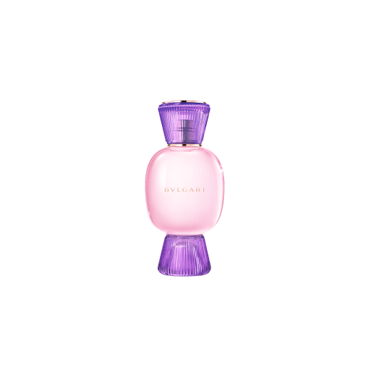 A majestic floral woody scent as a tribute to the beauty and alluring warmth of Italian women. 41608 image 1