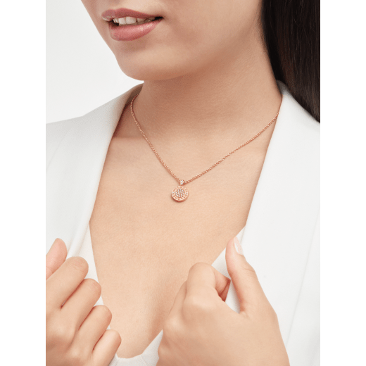 Collana Bvlgari Bvlgari con catena in oro rosa 18 kt e pendente in oro rosa 18 kt con giada verde e pavé di diamanti. 350681 image 5