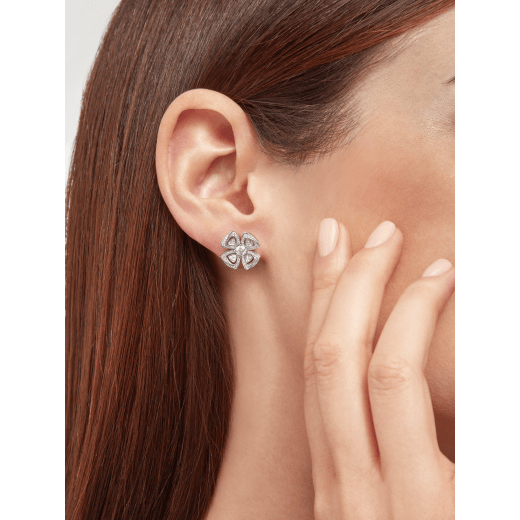 Wandelbare Fiorever Ohrringe aus 18 Karat Weißgold mit Diamanten im Brillantschliff (2,81 Karat) und Diamant-Pavé (0,26 Karat) 358158 image 2