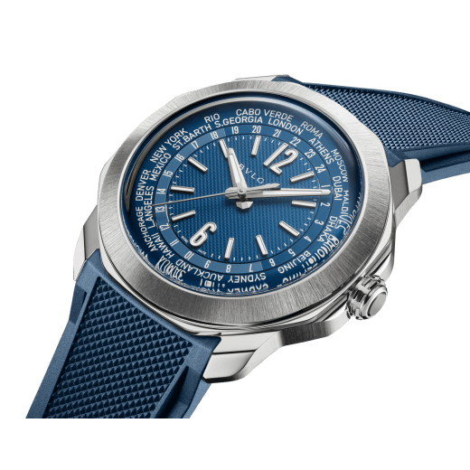 Octo Roma WorldTimer watch with interchangeable satin-polished stainless steel bracelet and additional blue rubber strap, satin-polished stainless steel case and matte blue Clous de Paris dial. Mechanical manufacture movement with automatic winding, WorldTimer, 24 time zones and 24-hour indicator. Water-resistant up to 100 metres. 103762 image 4