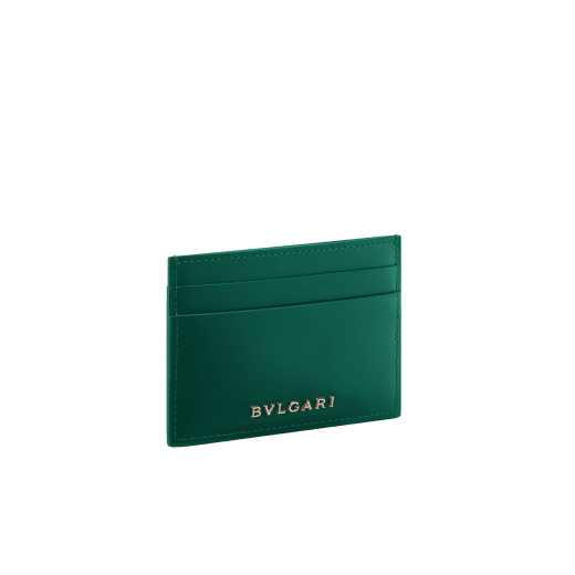 Serpenti Forever card holder in light gold Striated calf leather. Captivating snakehead décor in light gold-plated brass embellished with champagne enamel and light gold-plated brass scales, and black enamel eyes. SEA-CC-HOLDER-R image 3