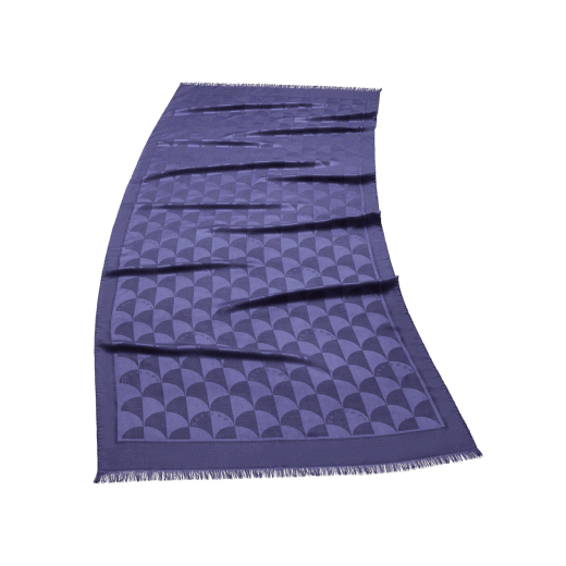 Maxi Calla stole in fine white silk wool. Made of 60% silk and 40% wool. MAXICALLA-ST image 1