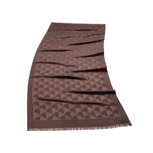 Maxi Calla stole in fine white silk wool. Made of 60% silk and 40% wool. MAXICALLA-ST image 1