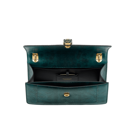 Serpenti Forever medium shoulder bag in forest emerald shiny karung with black nappa leather lining. Captivating snakehead magnetic closure in gold-plated brass embellished with forest emerald enamel and gold-plated brass scales, and black onyx eyes. 295625 image 3