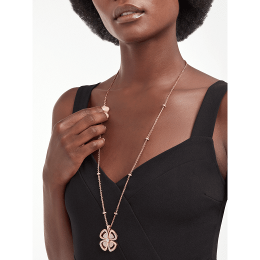 Rose gold Fiorever Necklace with 4.25 ct Diamonds Bulgari