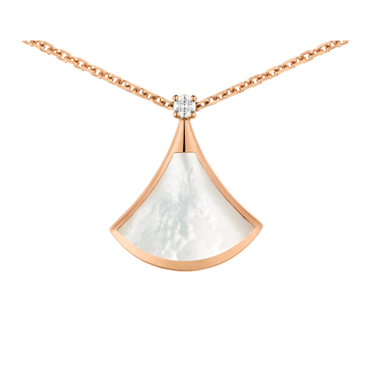 DIVAS' DREAM necklace in 18 kt rose gold with 18 kt rose gold pendant set with one diamond and mother-of-pearl. 359986 image 3