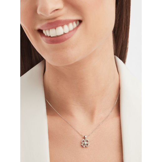 Fiorever 18 kt white gold necklace set with a central brilliant-cut diamond (0.10 ct) and pavé diamonds (0.06 ct) 358157 image 4