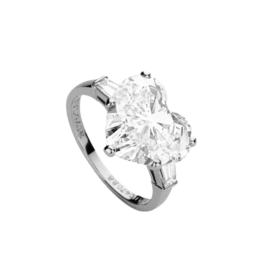 Griffe solitaire ring in platinum with one heart cut diamond and two side diamonds 338365 image 1