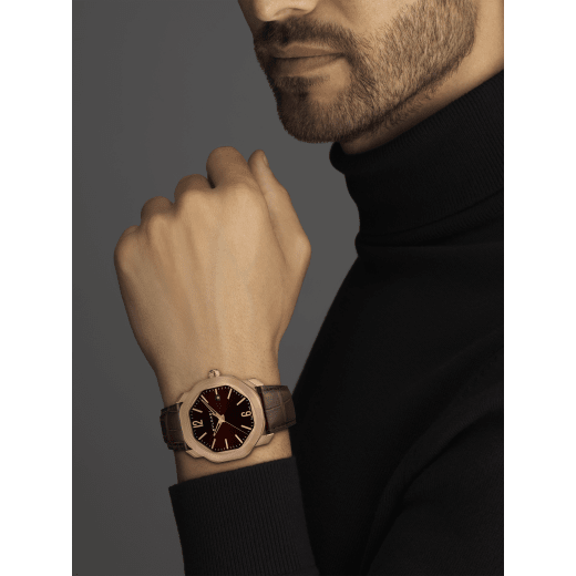 Octo Roma watch with mechanical manufacture movement, automatic winding, 18 kt rose gold case, dark brown lacquered dial and brown alligator bracelet. 102702 image 5