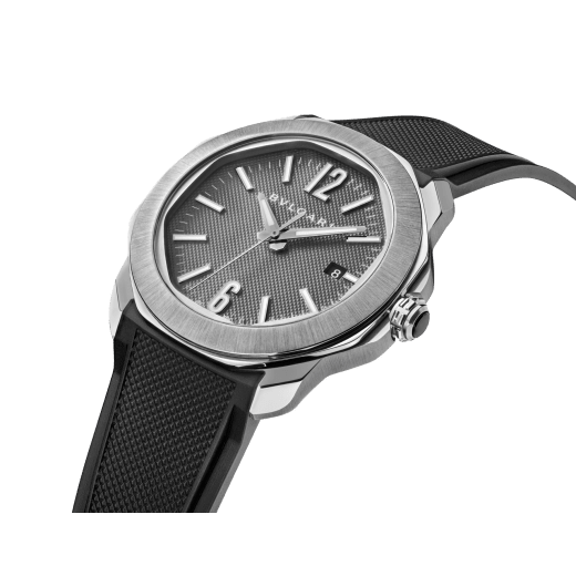 Octo Roma Automatic watch with mechanical manufacture movement, automatic winding, satin-brushed and polished stainless steel case and interchangeable bracelet, anthracite Clous de Paris dial. Water-resistant up to 100 metres 103740 image 7