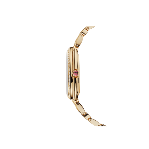 Serpenti Seduttori watch with 18 kt yellow gold case, 18 kt yellow gold bracelet, 18 kt yellow gold bezel set with diamonds and a white silver opaline dial. 103942 image 3