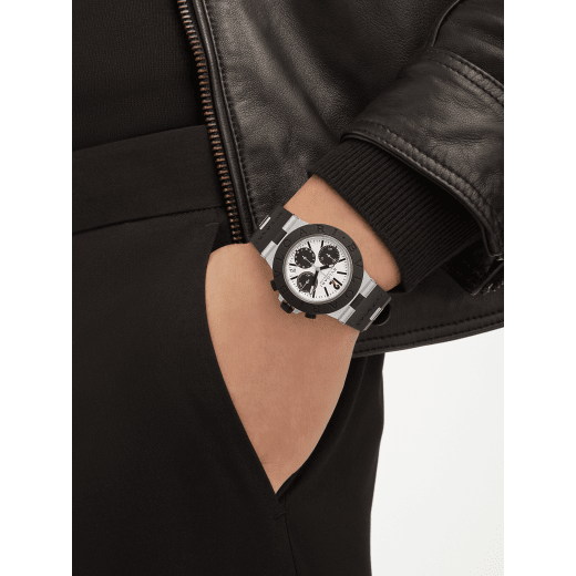 Bvlgari Aluminium watch with mechanical manufacture movement, automatic winding, chronograph, 40 mm aluminium and titanium case, black rubber bezel with BVLGARI BVLGARI engraving, grey dial and black rubber bracelet. Water resistant up to 100 metres 103383 image 4