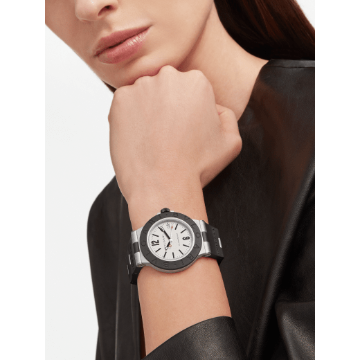 Bvlgari Aluminium watch with mechanical manufacture movement, automatic winding, 40 mm aluminium case, black rubber bezel with BVLGARI BVLGARI engraving, grey dial and black rubber bracelet. Water resistant up to 100 metres 103382 image 4