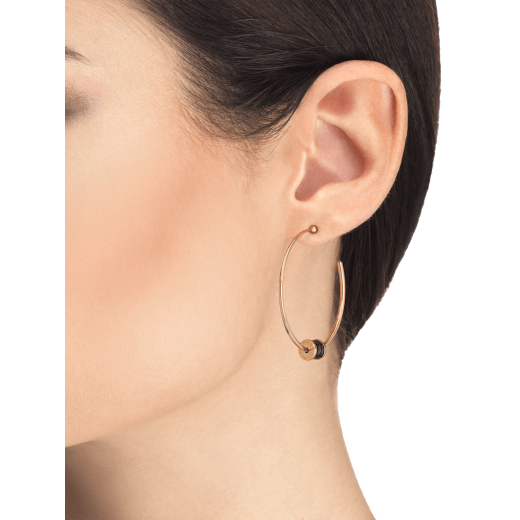 B.zero1 18 kt rose gold large hoop earrings set with black ceramic on the spiral 357222 image 3
