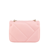 Serpenti Cabochon Crossbody-Minitasche mit Maxi-Kette aus weichem Kalbsleder in Ivory Opal Weiß mit grafischem Steppmotiv im Maxi-Format und Futter aus schwarzem Nappaleder. Neuer Serpenti Schlangenkopf-Verschluss aus vergoldetem Messing mit kleinen Schuppen aus weißem Perlmutt in der Mitte und Augen aus rubinroter Emaille. 1164-MSMa image 3