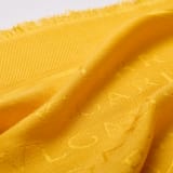 Lettere Maxi Shade Stola aus feiner Seide und Wolle in Sun Citrine Gelb mit Farbverlauf. LETTEREMAXISHADE image 2