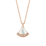 DIVAS’ DREAM Halskette mit Anhänger aus 18 Karat Roségold mit rundem Diamanten im Brillantschliff (0,03 Karat), einem Perlmutt-Element und Diamant-Pavé (0,10 Karat) 358365 image 2