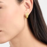 Bvlgari Tubogas 不對稱圈式耳環，採用 18K 黃金，飾以半密鑲鑽石。 362521 image 3