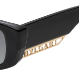 نظارات شمسية «بي.زيرو1 داونتاون» بإطار مستطيل من الأسيتات 0BV8259 image 3