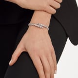 Serpenti Viper one-coil slim bracelet in 18 kt white gold, set with full pavé diamonds. BR857492 image 3