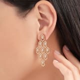 Serpenti 耳環,18K 玫瑰金材質,飾以全密鑲鑽石。 356507 image 2