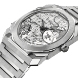 Octo Finissimo Automatic Uhr mit extraflachem mechanischen Manufakturwerk (2,23 mm hoch), Automatikaufzug, 40 mm Gehäuse und Armband aus seidenmattem Edelstahl sowie strichmattiertem Zifferblatt aus rhodiniertem Messing mit Entwurf des Uhrwerks. Wasserdicht bis 100 Meter. Special Edition von 280 Exemplaren 104163 image 2