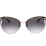 Bvlgari Serpentine „Rainbow Scales“ Sonnenbrille mit Halbrandgestell aus Metall in Cat-Eye-Form 903639 image 2