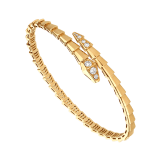 Serpenti Viper Armreif aus 18 Karat Gelbgold, halb ausgefasst mit Diamant-Pavé BR858972 image 1