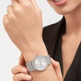 BULGARI BULGARI LADY watch with stainless steel case and bracelet, stainless steel bezel engraved with double logo and silvered sunray dial. Water-resistant up to 30 metres. 103575 image 4