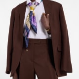 Bvlgari Curiosity scarf in fine gold silk with a BVLGARI BVLGARI metal pendant. Made of 100% silk. BULGARICURIOSITYSQ image 1