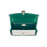 “Serpenti Diamond Blast” shoulder bag in white agate quilted nappa leather and emerald green smooth calf leather frames. Iconic snakehead closure in light gold-plated brass enriched with matte black and shiny emerald green enamel and black onyx eyes. 922-FQDf image 4