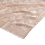 Maxi Calla stole in fine white silk wool. Made of 60% silk and 40% wool. MAXICALLA-ST image 2
