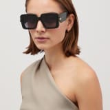 Serpenti Forever rectangular acetate sunglasses with enameled snakehead decor on the temples BV40006I image 1