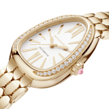 Serpenti Seduttori watch in 18 kt yellow gold with mechanical manufacture movement with automatic winding, diamond-set bezel and white opaline dial. Water-resistant up to 30 metres 103898 image 2