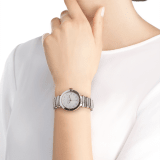LVCEA Uhr mit Gehäuse und Armband aus Edelstahl mit weißem Perlmuttzifferblatt und Diamantindizes. 102199 image 4