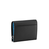 B.zero1 Man compact wallet with chain in black matte calf leather with Niagara sapphire blue nappa leather interior. Iconic dark ruthenium and palladium-plated brass embellishment, and folded press-stud closure. BZM-COMPACTWALLET image 3