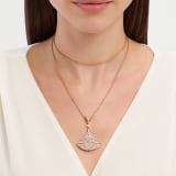 Divas' Dream 18 kt rose necklace set with a brilliant-cut diamond and pavé diamonds 361989 image 2