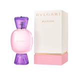 A majestic floral woody fragrance that pays tribute to the beauty and alluring warm aura of the Italian woman. 41608 image 2