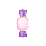 A majestic floral woody fragrance that pays tribute to the beauty and alluring warm aura of the Italian woman. 41608 image 4