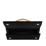 Pochette de soirée Bvlgari Tubogas Cabochon en velours noir avec doublure en cuir nappa noir. Poignée Tubogas emblématique en laiton doré ornée de pierres colorées taille cabochon, de zircones et d’un fermoir magnétique. TGC-001-1393S-velvet image 3
