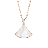 DIVAS' DREAM necklace in 18 kt rose gold with pendant set with mother-of-pearl element and one diamond. 350062 image 1